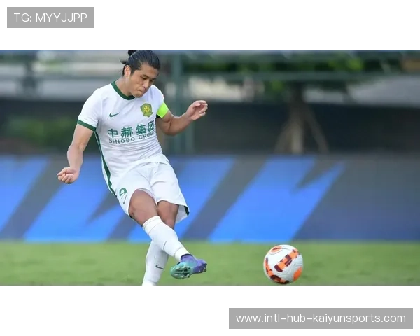 世界杯周期内国家队主教练的战术轮换试验与阵型改良